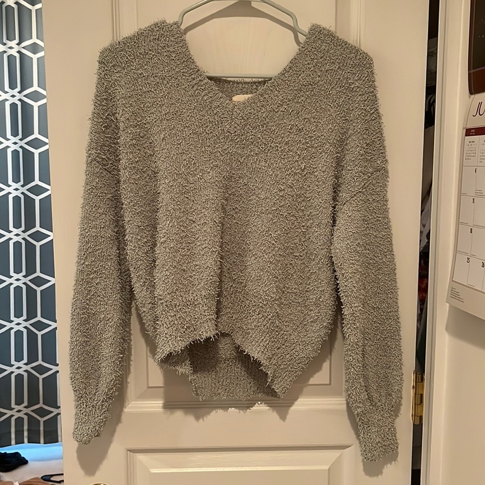 Light green v neck sweater